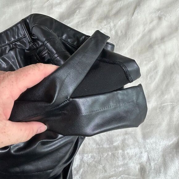 ABERCROMBIE & FITCH Women's '90s Ultra High Rise Vegan Leather Pants, Size 32/14 - Picture 9 of 10